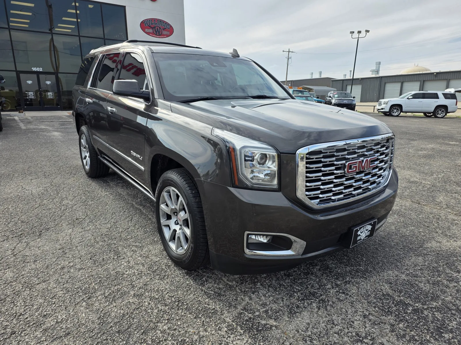 2020 GMC Yukon 4WD Denali's photo