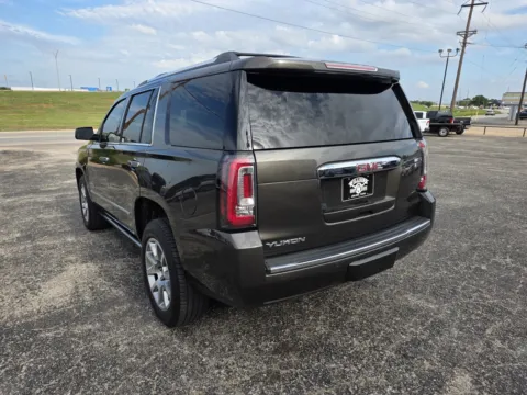 More photos of 2020 GMC YUKON DENALI at Williams Group Auto, TX
