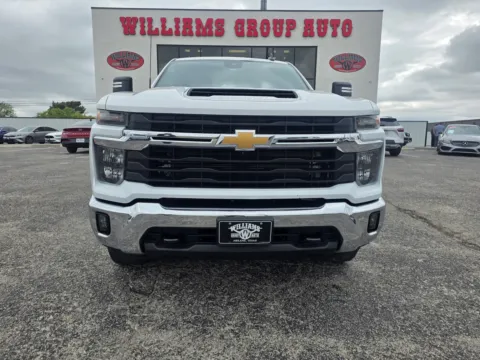 Photos of 2024 CHEVROLET SILVERADO 2500 HEAVY DUTY LT for sale in Abilene, TX at Williams Group Auto