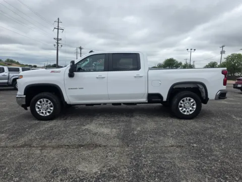 More photos of 2024 CHEVROLET SILVERADO 2500 HEAVY DUTY LT at Williams Group Auto, TX