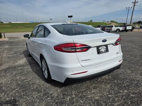 More photos of 2019 FORD FUSION SE at Williams Group Auto, TX