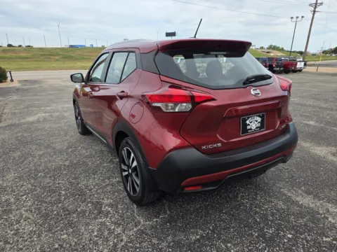 More photos of 2018 NISSAN KICKS at Williams Group Auto, TX