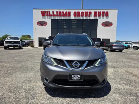 Photos of 2018 NISSAN ROGUE SPORT S for sale in Abilene, TX at Williams Group Auto