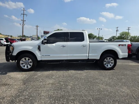 More photos of 2021 FORD F250 SUPER DUTY at Williams Group Auto, TX