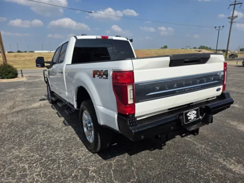 More photos of 2021 FORD F250 SUPER DUTY at Williams Group Auto, TX