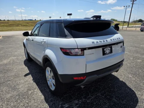 More photos of 2018 LAND ROVER RANGE ROVER EVO SE at Williams Group Auto, TX
