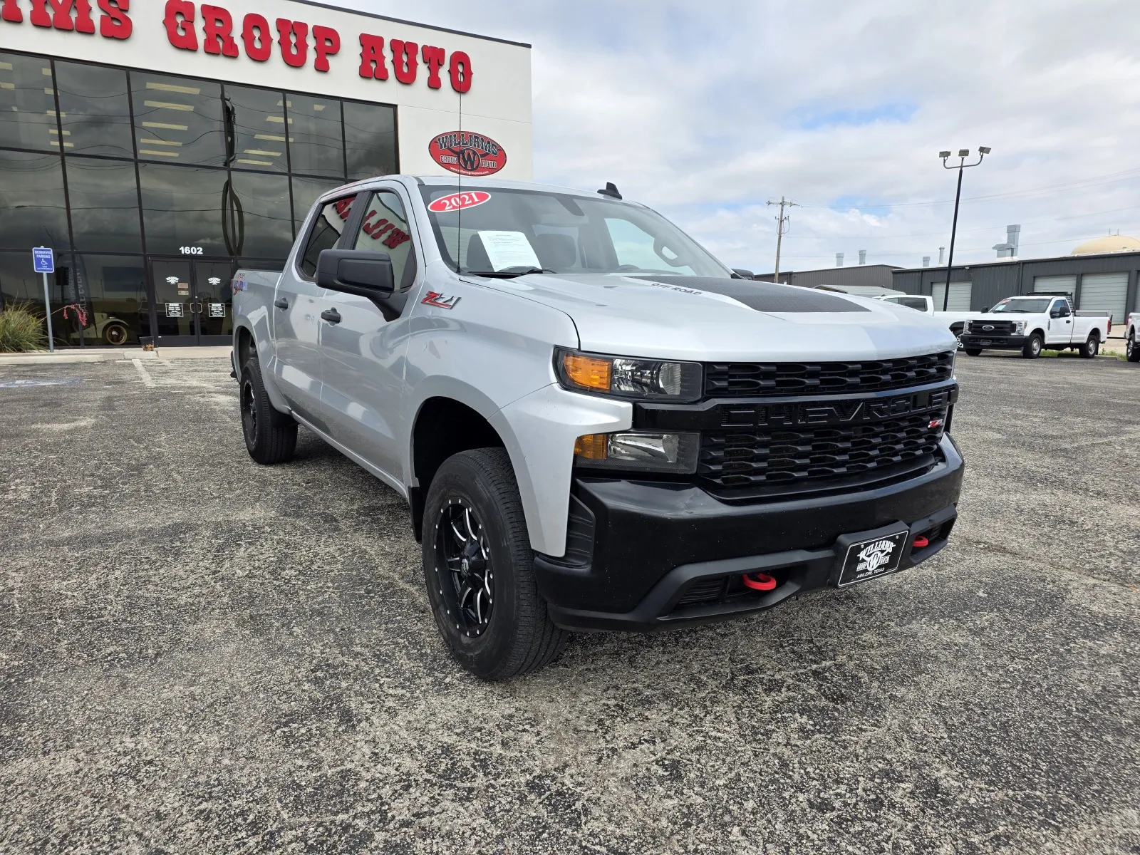 Silver 2021 CHEVROLET SILVERADO 1500 TRAIL BOSS CUSTOM for sale in Abilene, TX
