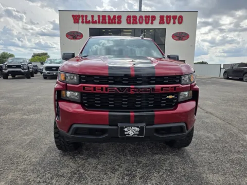 Photos of 2022 CHEVROLET SILVERADO LTD 1 CUSTOM for sale in Abilene, TX at Williams Group Auto