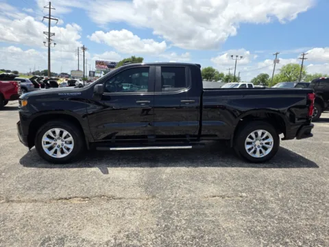 More photos of 2020 CHEVROLET SILVERADO 1500 CUSTOM at Williams Group Auto, TX