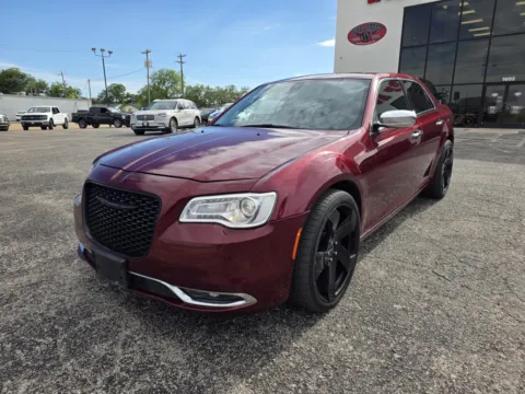 Another view of 2019 CHRYSLER 300 LIMITED for sale in Abilene, TX at Williams Group Auto