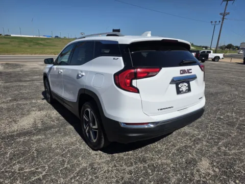 More photos of 2020 GMC TERRAIN SLT at Williams Group Auto, TX