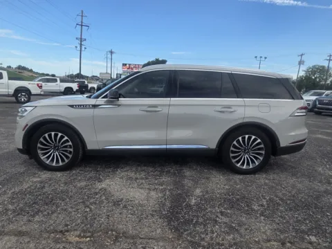 More photos of 2022 LINCOLN AVIATOR RESERVE at Williams Group Auto, TX