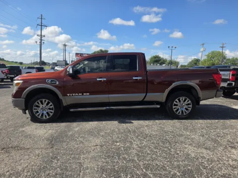 More photos of 2017 NISSAN TITAN XD SL at Williams Group Auto, TX