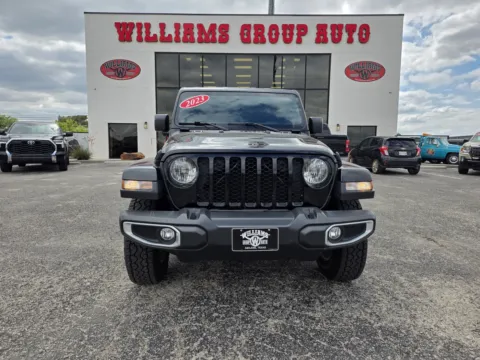 Photos of 2023 JEEP GLADIATOR SPORT for sale in Abilene, TX at Williams Group Auto