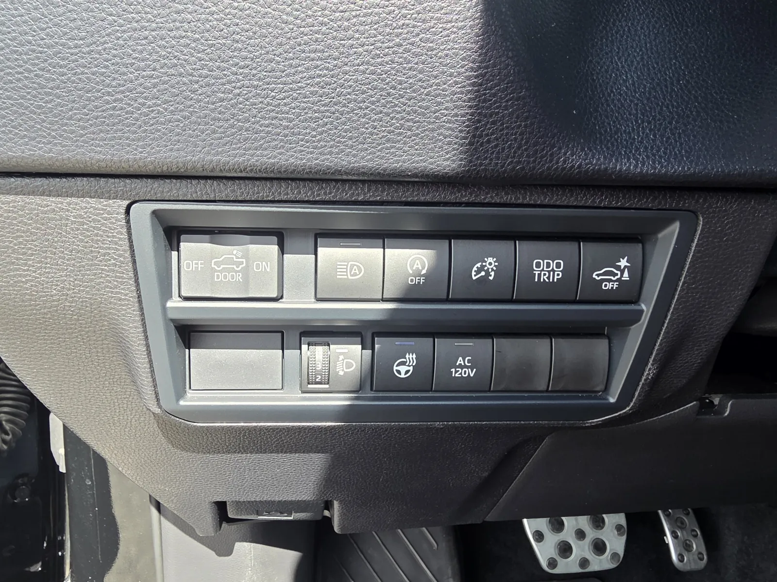 Toyota Tundra photo 24