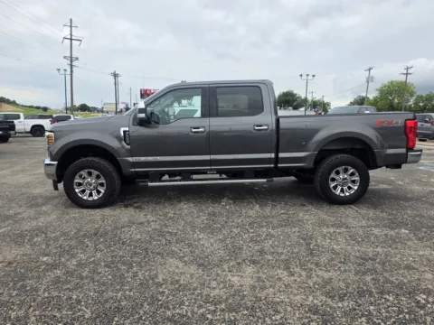 More photos of 2019 FORD F250 SUPER DUTY at Williams Group Auto, TX