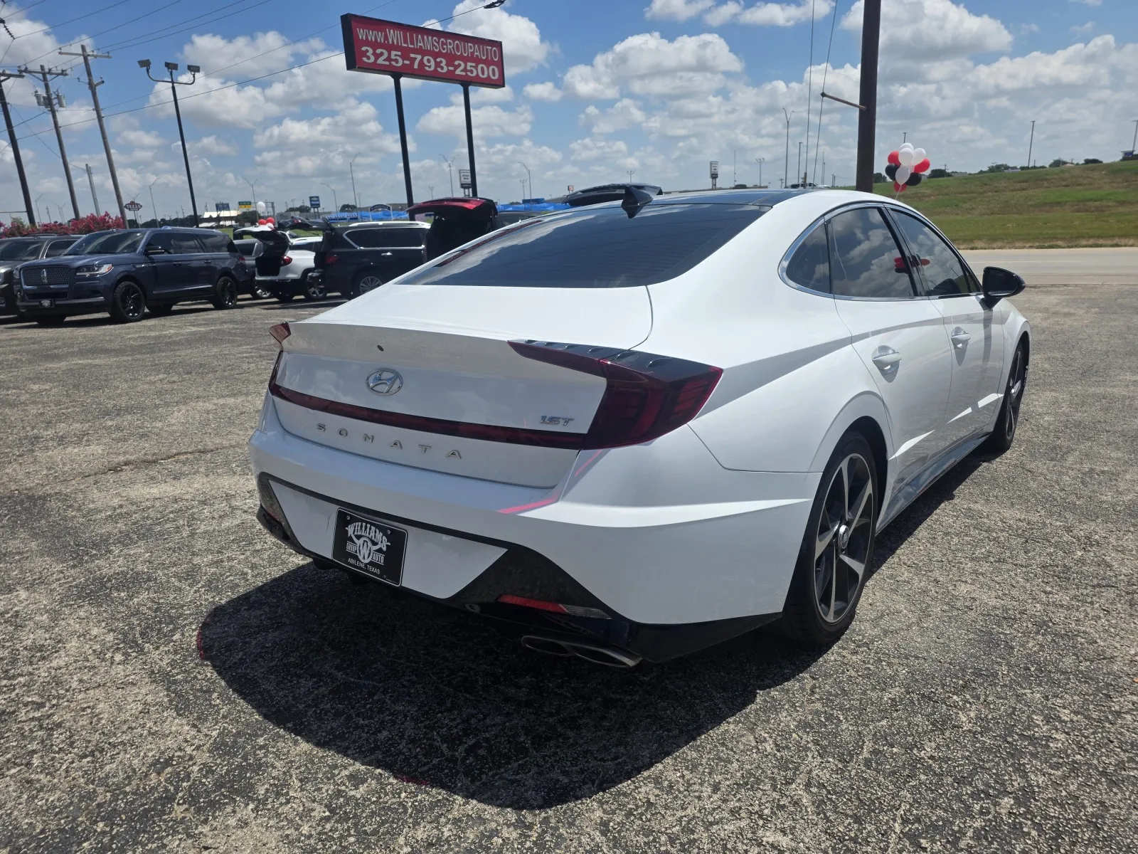 Hyundai Sonata photo 7