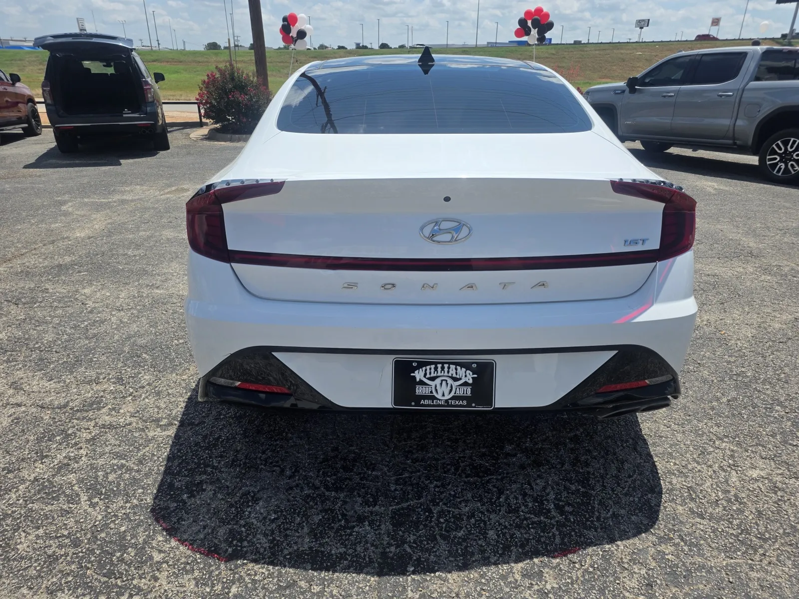 Hyundai Sonata photo 6