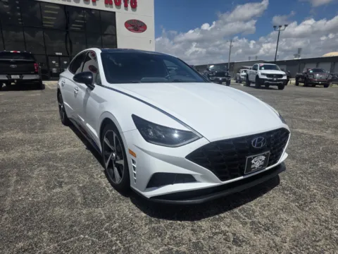 White 2023 HYUNDAI SONATA SEL PLUS for sale in Abilene, TX