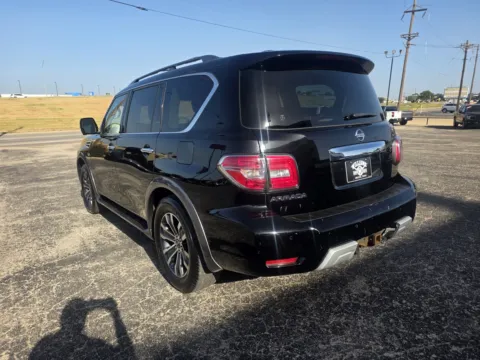 More photos of 2017 NISSAN ARMADA SV at Williams Group Auto, TX