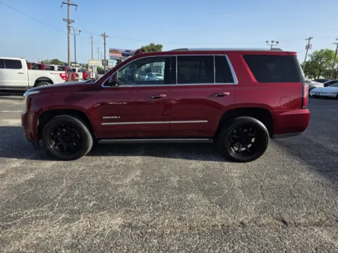More photos of 2017 GMC YUKON DENALI at Williams Group Auto, TX