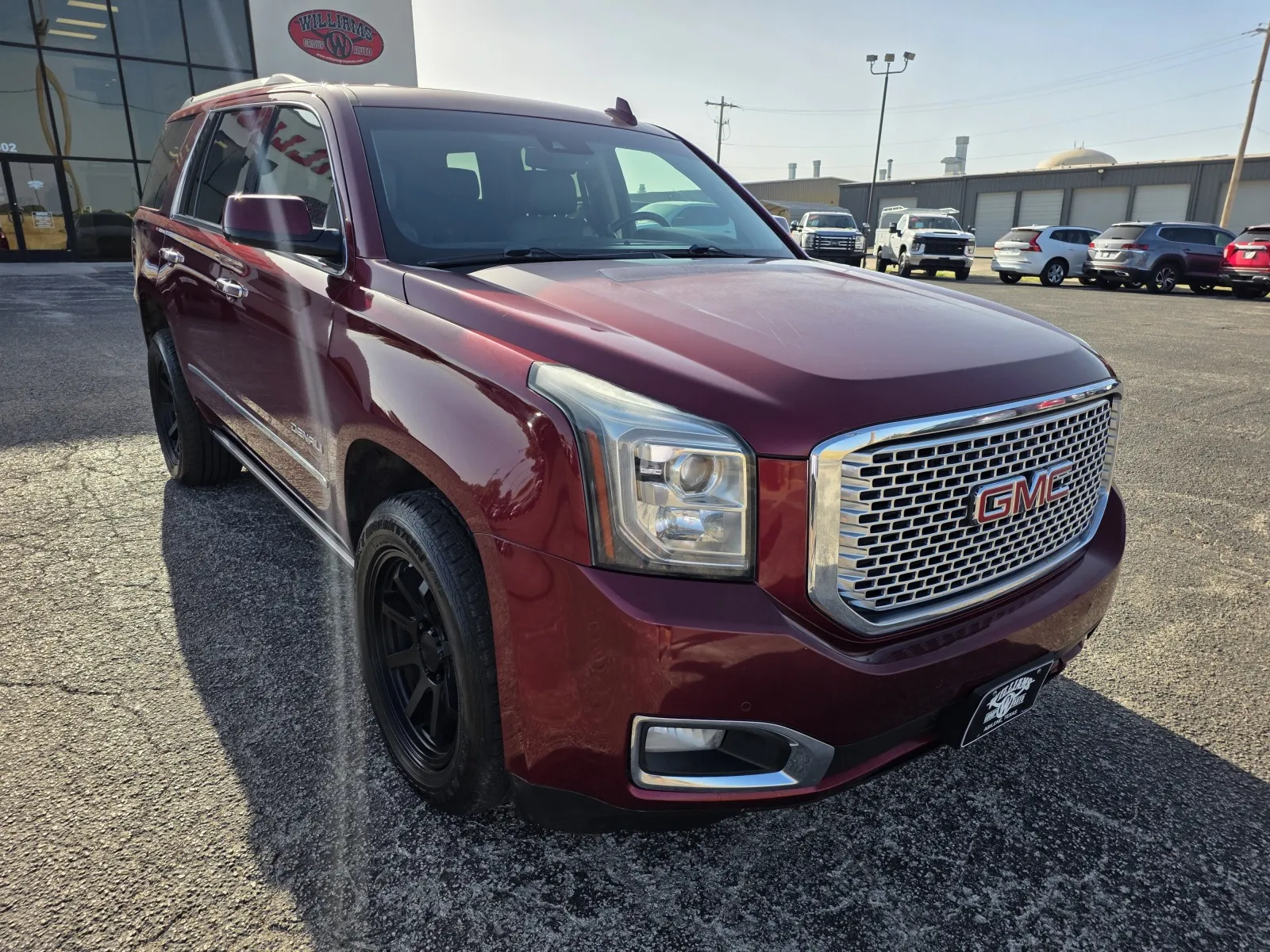 2017 GMC Yukon 4WD Denali's photo
