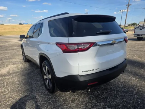 More photos of 2019 CHEVROLET TRAVERSE LT at Williams Group Auto, TX