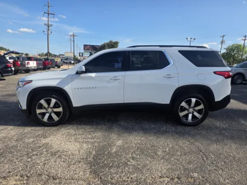 More photos of 2019 CHEVROLET TRAVERSE LT at Williams Group Auto, TX