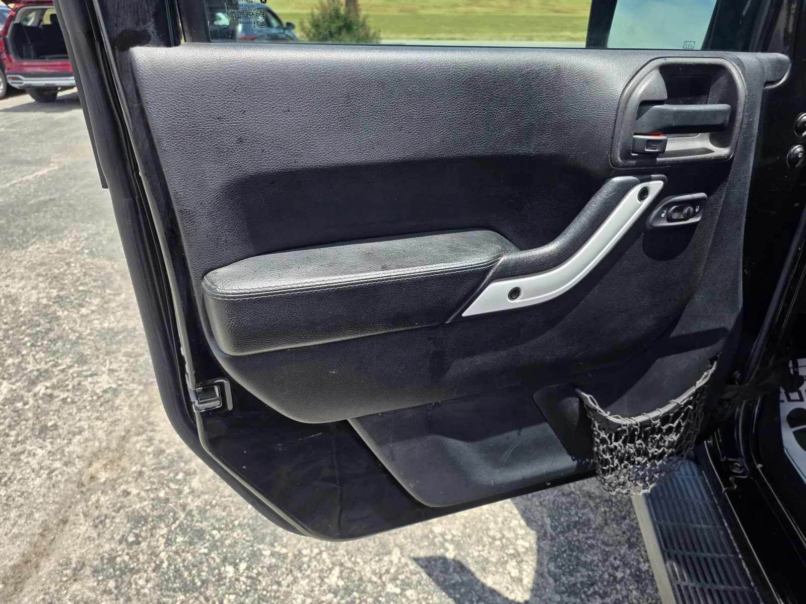 Jeep Wrangler photo 10