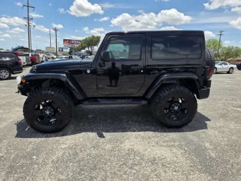 More photos of 2015 JEEP WRANGLER SAHARA at Williams Group Auto, TX