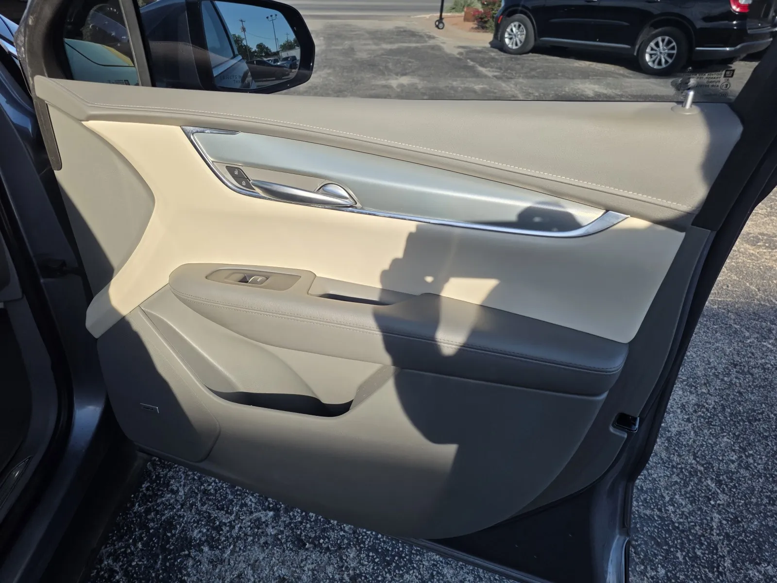 Cadillac XT5 photo 16