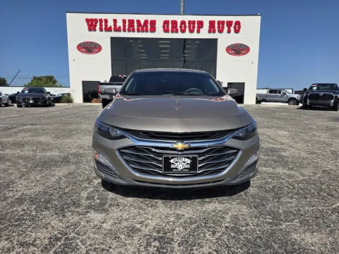 Photos of 2022 CHEVROLET MALIBU LT for sale in Abilene, TX at Williams Group Auto