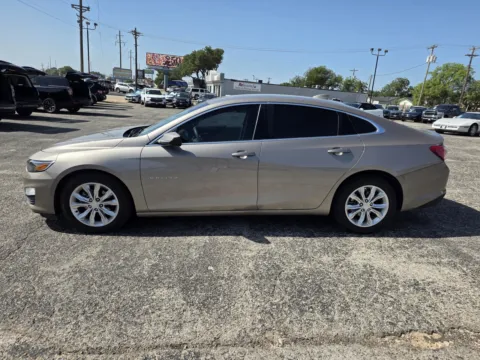 More photos of 2022 CHEVROLET MALIBU LT at Williams Group Auto, TX