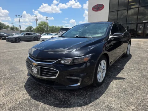Another view of 2018 CHEVROLET MALIBU LT for sale in Abilene, TX at Williams Group Auto
