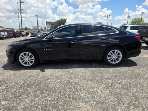 More photos of 2018 CHEVROLET MALIBU LT at Williams Group Auto, TX