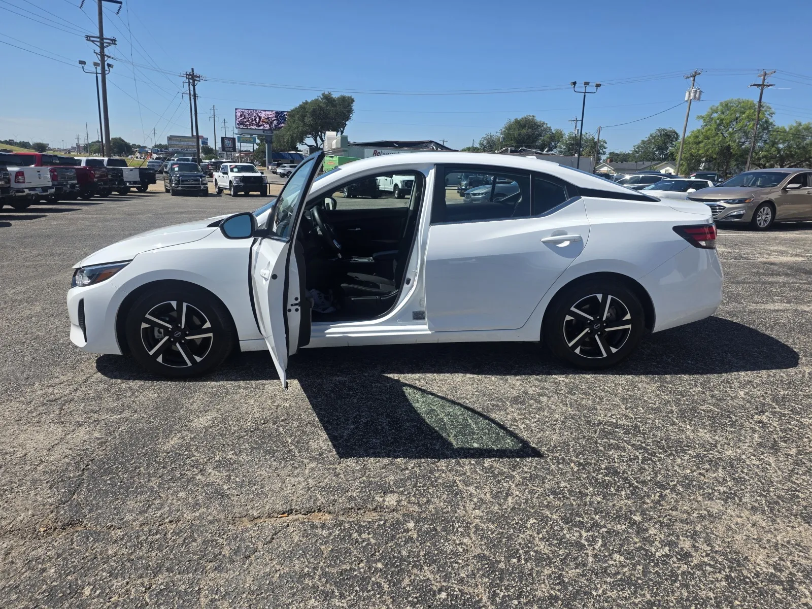 Nissan Sentra photo 9