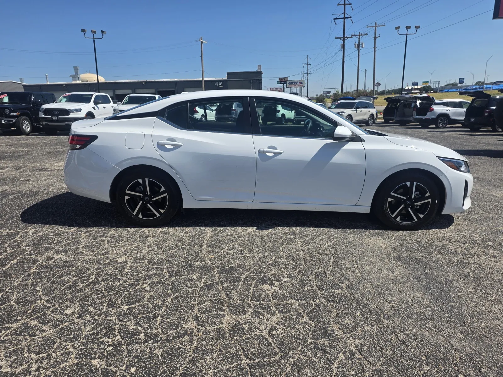 Nissan Sentra photo 8