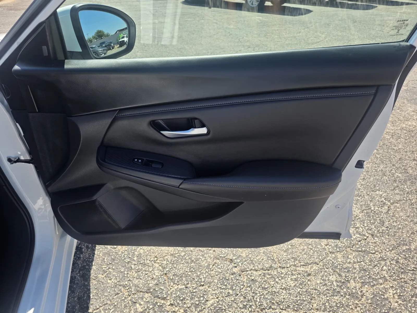 Nissan Sentra photo 16