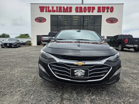 Photos of 2020 CHEVROLET MALIBU LT for sale in Abilene, TX at Williams Group Auto