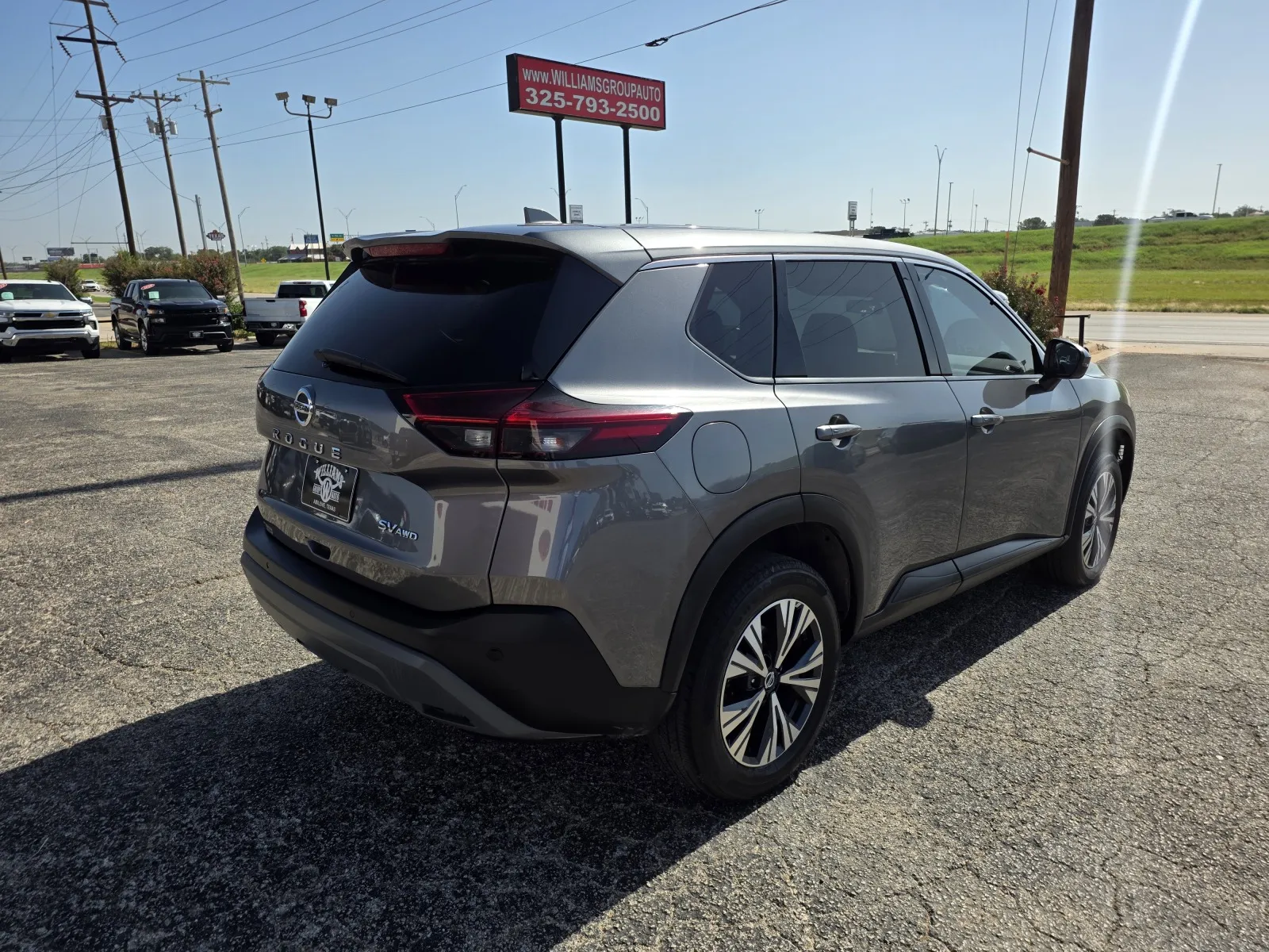 Nissan Rogue photo 7