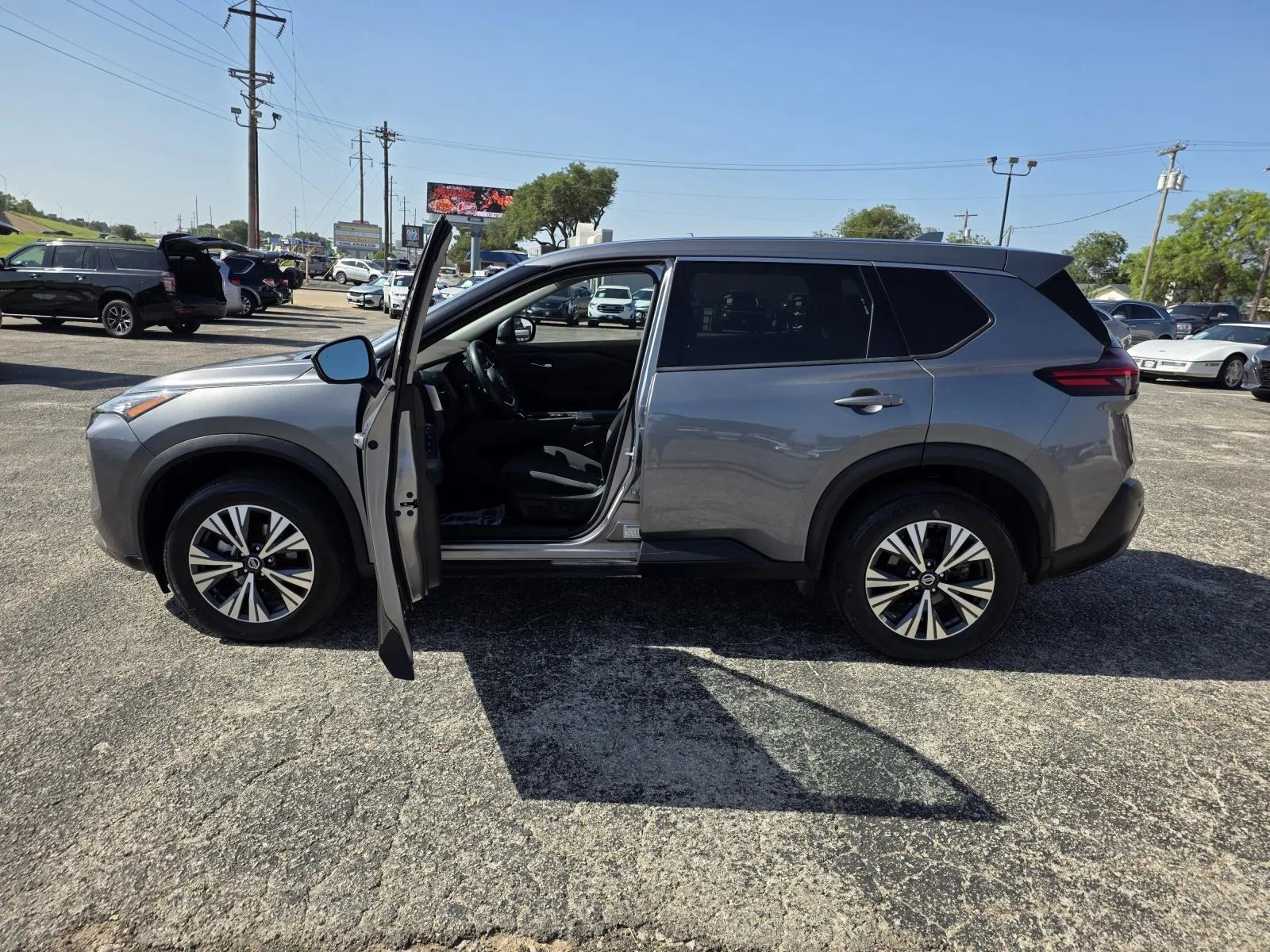 Nissan Rogue photo 9