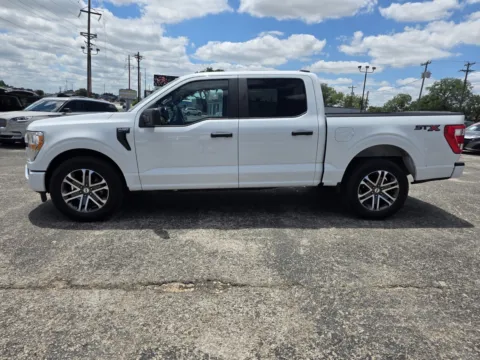 More photos of 2022 FORD F-150 SUPERCREW at Williams Group Auto, TX