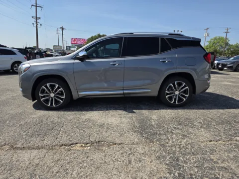 More photos of 2020 GMC TERRAIN DENALI at Williams Group Auto, TX