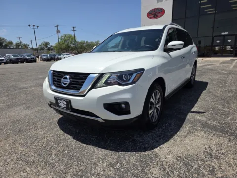 Another view of 2020 NISSAN PATHFINDER SL for sale in Abilene, TX at Williams Group Auto