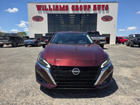 Photos of 2023 NISSAN ALTIMA SV for sale in Abilene, TX at Williams Group Auto