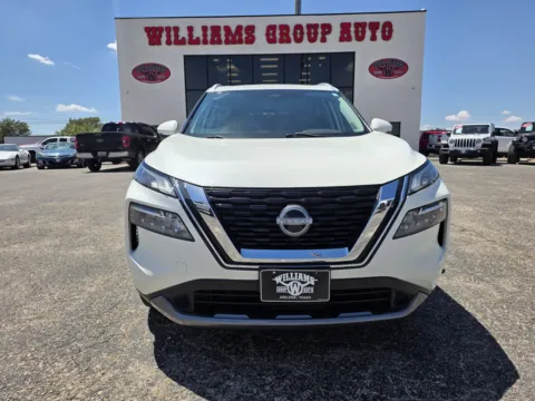 Photos of 2023 NISSAN ROGUE SL for sale in Abilene, TX at Williams Group Auto