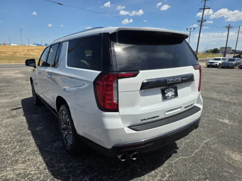 More photos of 2024 GMC YUKON XL DENALI ULTIMATE at Williams Group Auto, TX