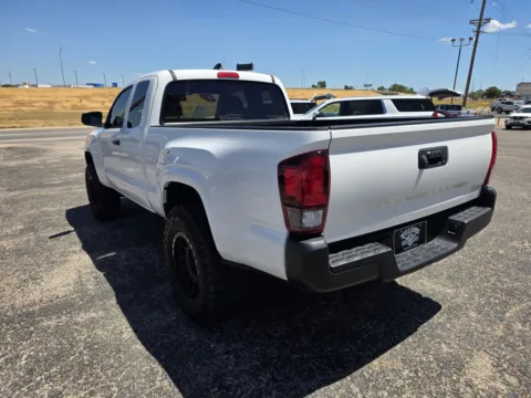 More photos of 2022 TOYOTA TACOMA ACCESS CAB at Williams Group Auto, TX