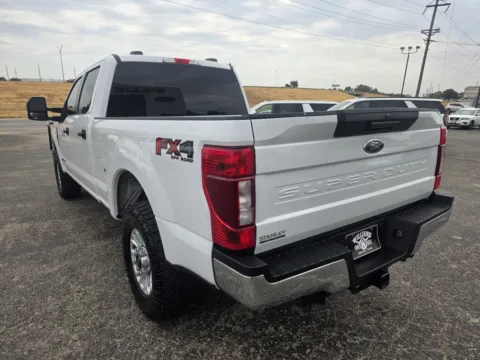 More photos of 2022 FORD F250 SUPER DUTY at Williams Group Auto, TX