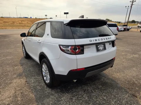 More photos of 2019 LAND ROVER DISCOVERY SPORT SE at Williams Group Auto, TX